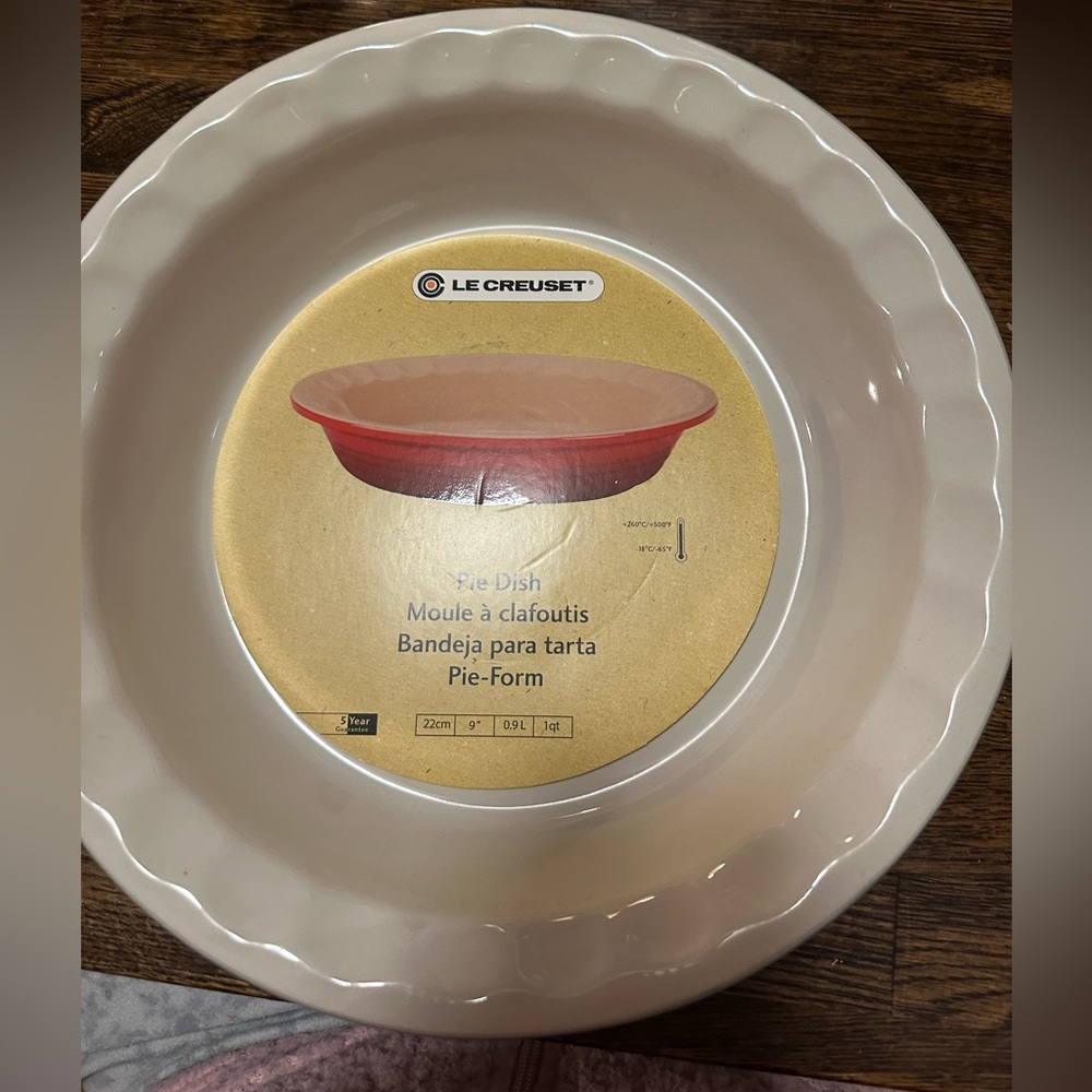 Le Creuset 9" Pie Dish In Chambray